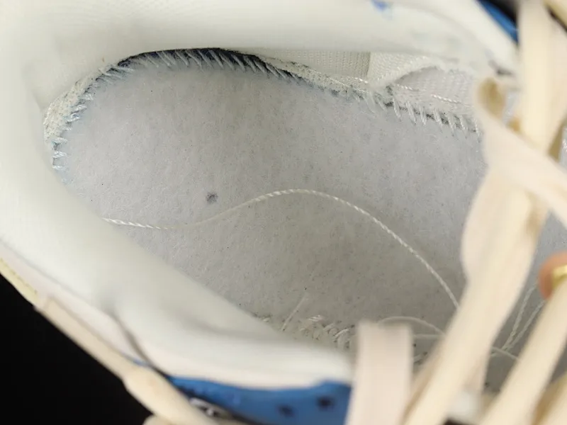 All categories Nk SB Dunk series Nk SB Dunk Low Low-top sneakers Nk Dunk Low Black, white and blue color matching Customized version of deconstructed strap casual sneakers DJ6188-100